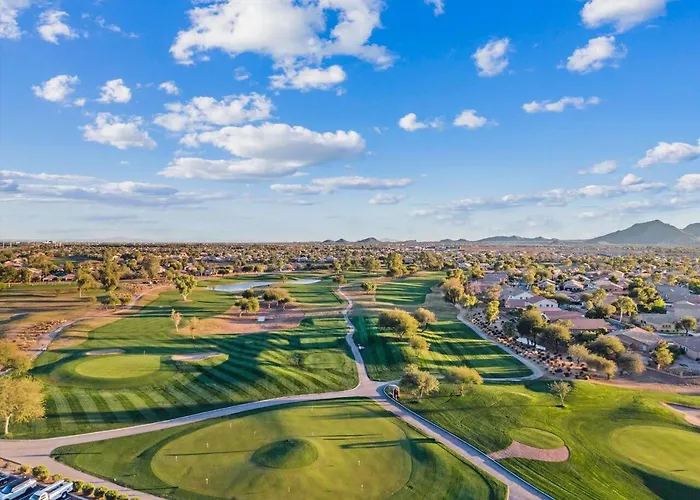Holiday home W/ King Beds & Filtered Showers Queen Creek